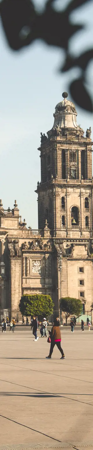 Das beeindruckende Mexico City sehen und probieren